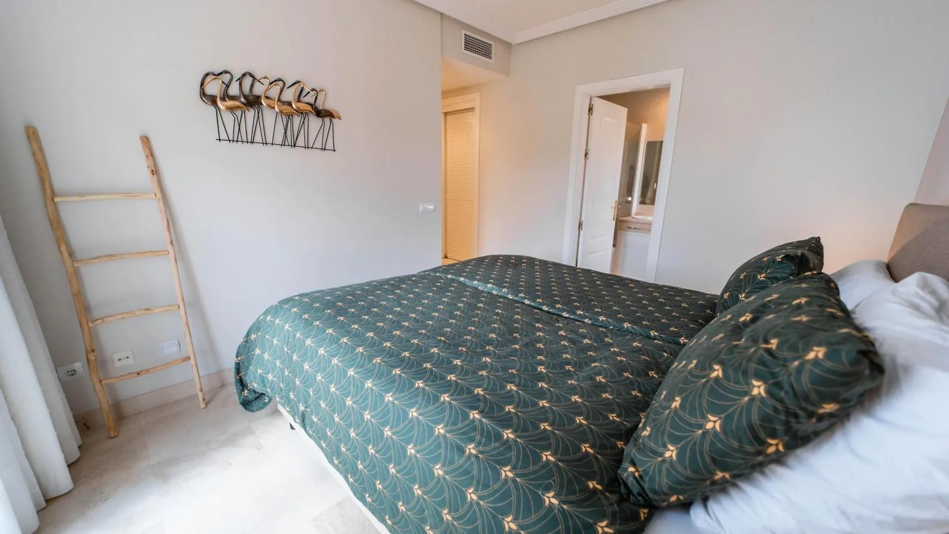 Golf Apartment In Marbella - Benahavis